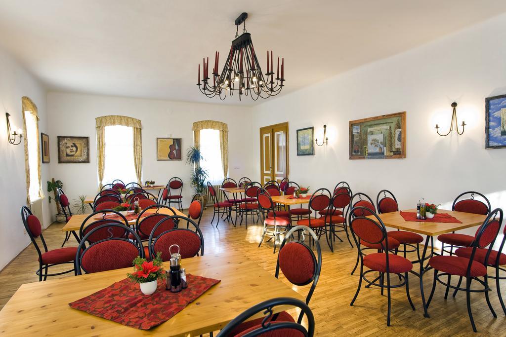 Hotel Sumava Вишші-Брод Екстер'єр фото